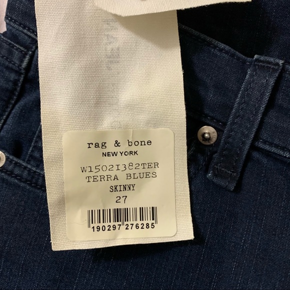BRAND NEW RAG AND BONE DISTRESSED JEANS - Picture 7 of 8